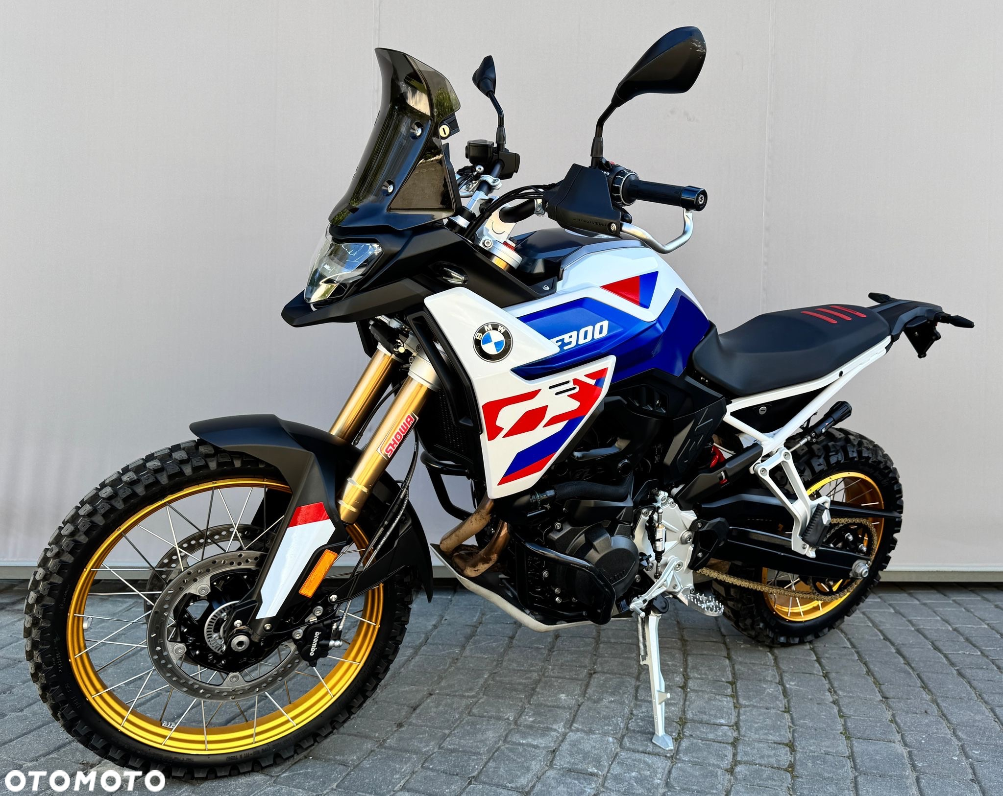 BMW F