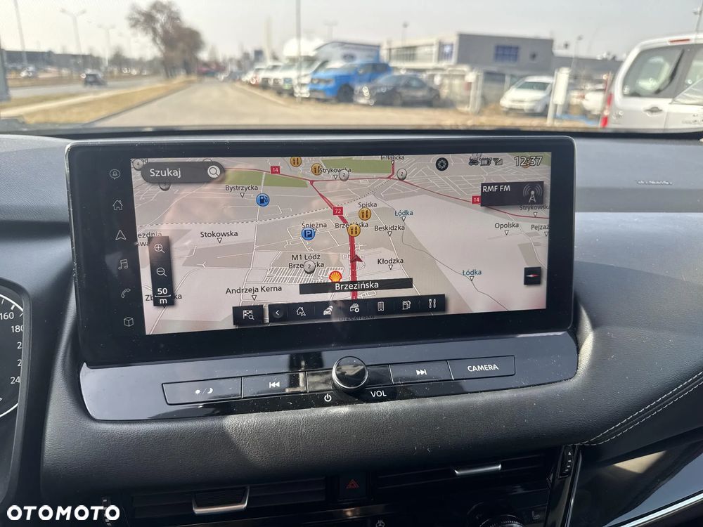 Nissan Qashqai 1.3 DIG-T N-Connecta DCT - 24