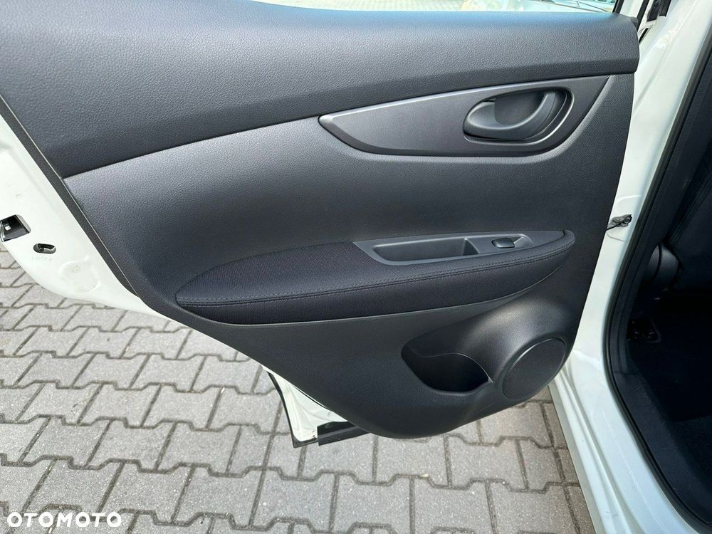 Nissan Qashqai - 14