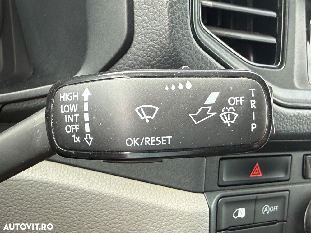 Volkswagen Crafter 3.5 CD Sasiu L4 FWD 103kW - 28