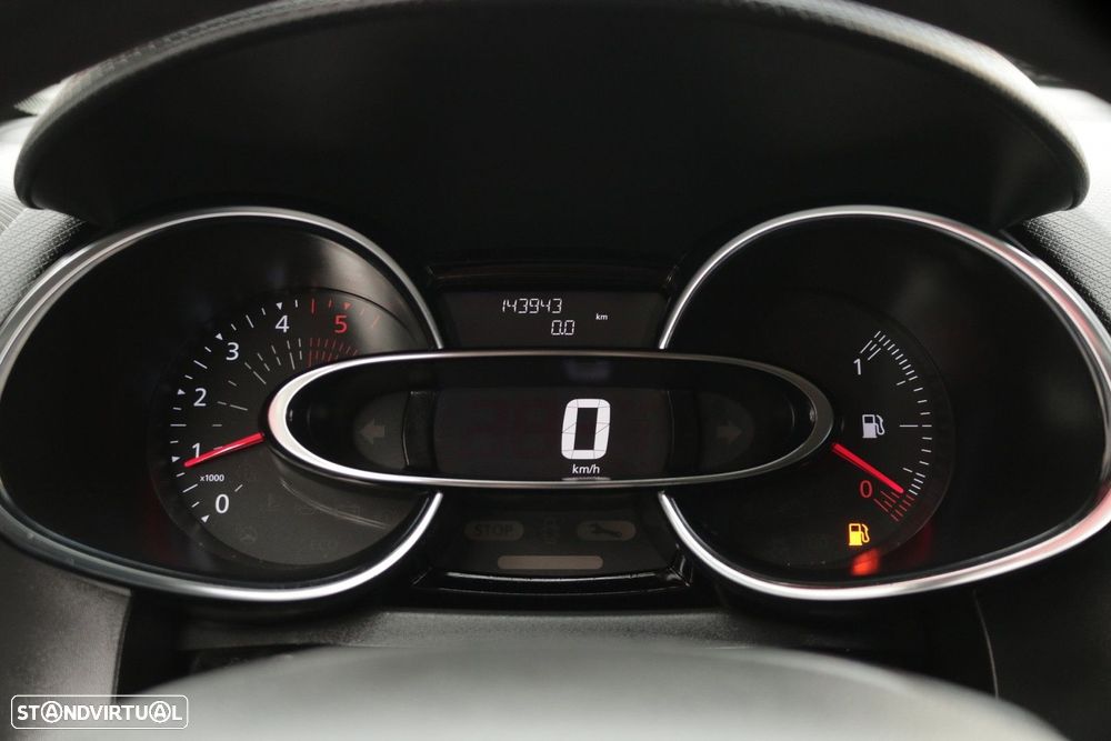 Renault Clio Sport Tourer 1.5 dCi Limited - 24