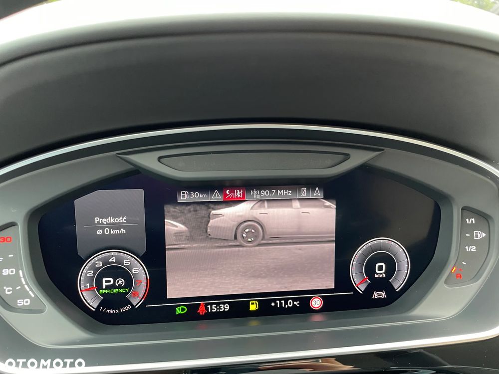 Audi A8 - 21