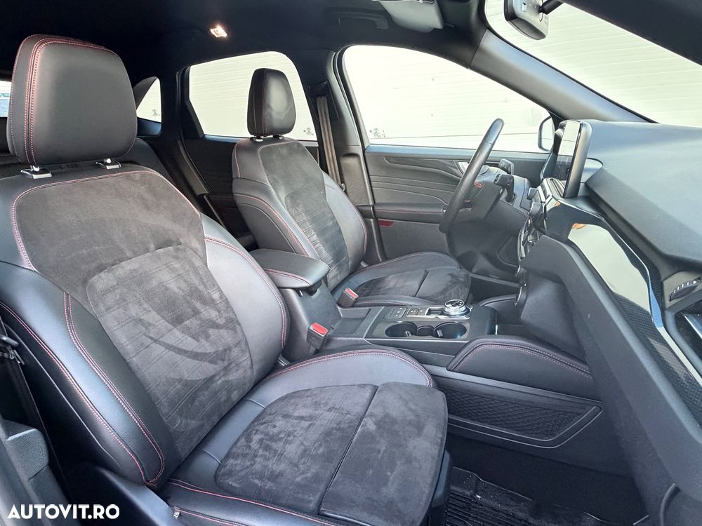 Ford Kuga 2.5 Duratec FHEV FWD ST Line X - 14