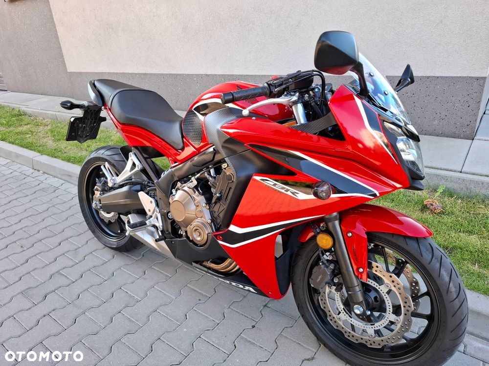 Honda CBR - 35