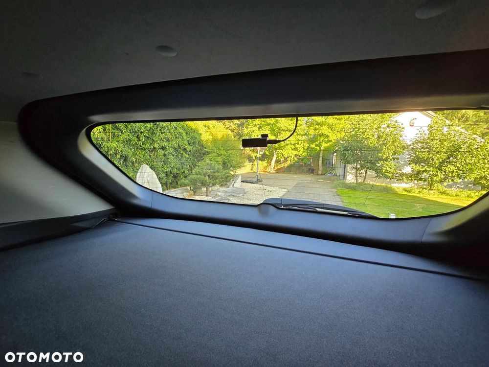 Toyota RAV4 - 8