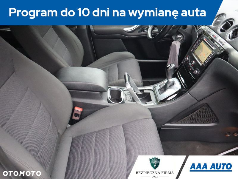 Ford S-Max - 8