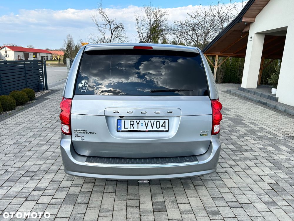Dodge Grand Caravan 3.6 R/T - 6