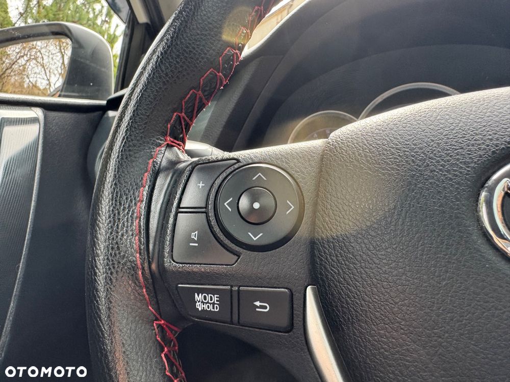 Toyota Auris 2.0 D-4D Prestige - 15