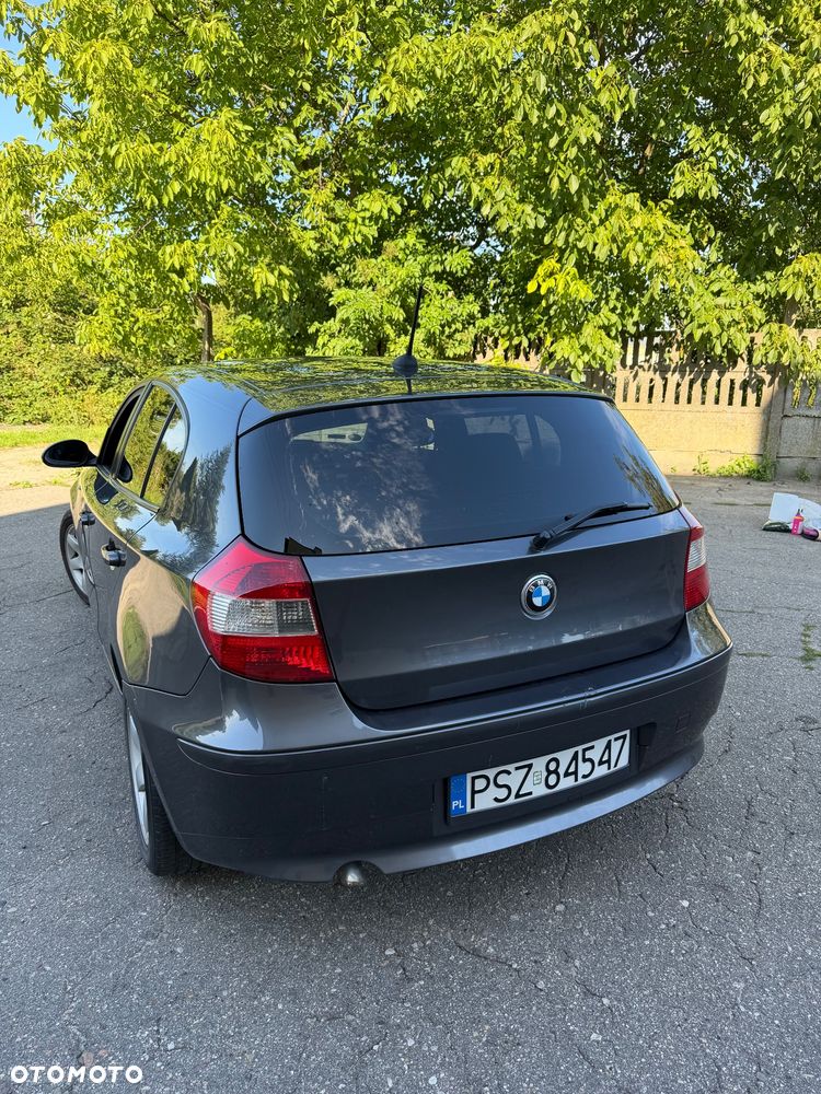BMW Seria 1 120d - 4