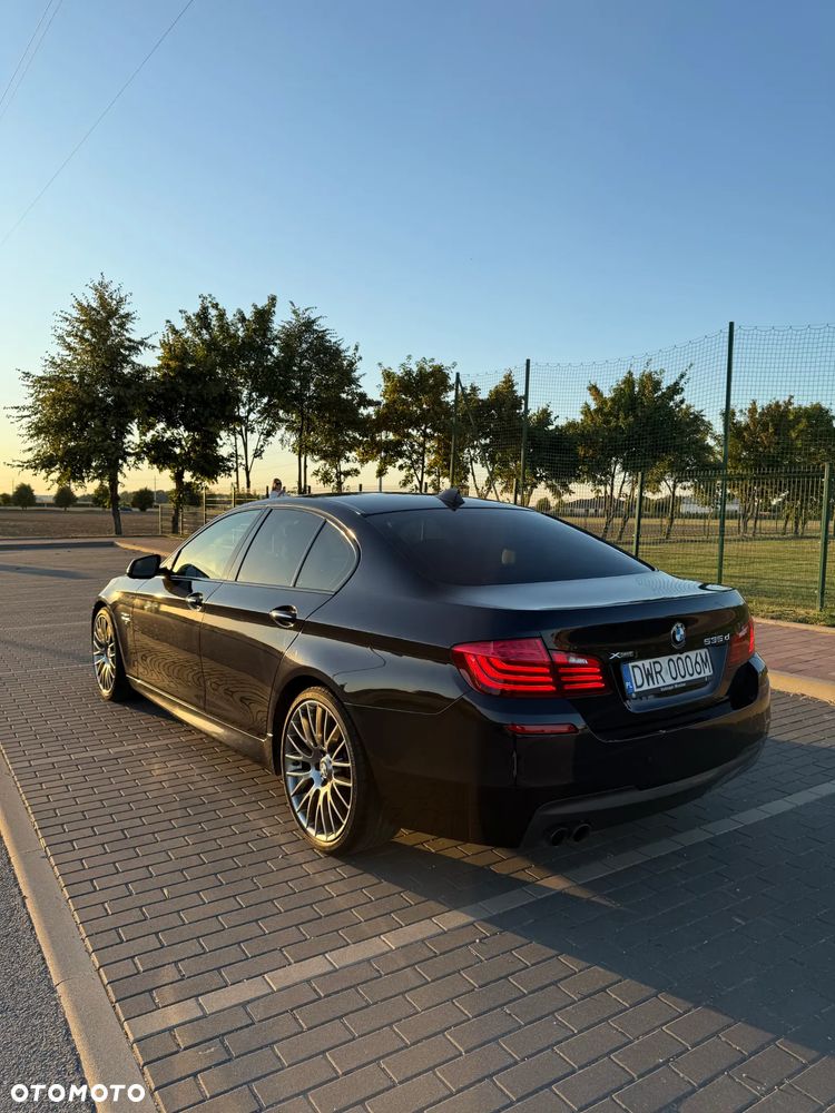 BMW Seria 5 530d xDrive Sport-Aut - 4