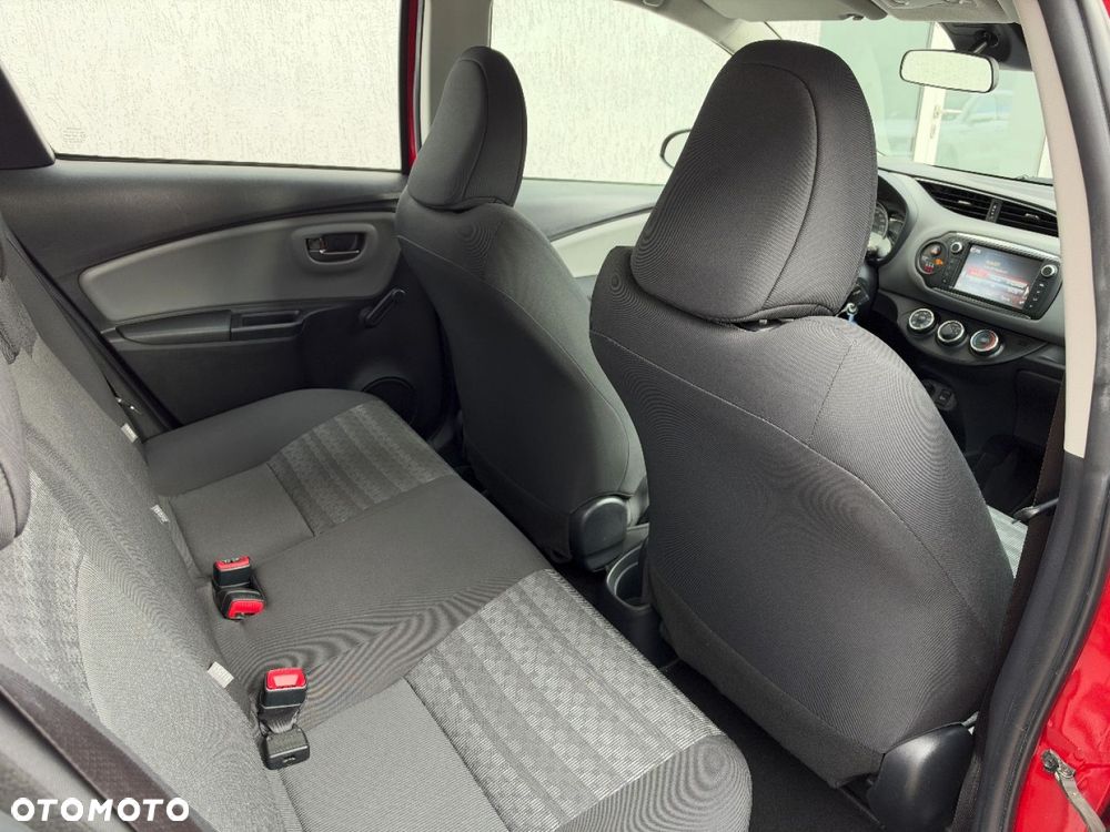 Toyota Yaris - 25