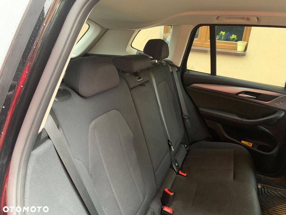 BMW X3 xDrive20i - 8