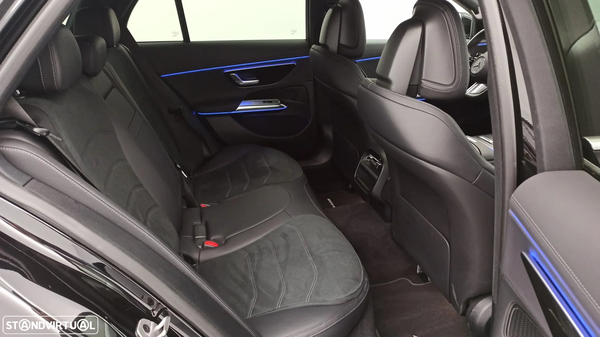 Mercedes-Benz E 220 d - 31