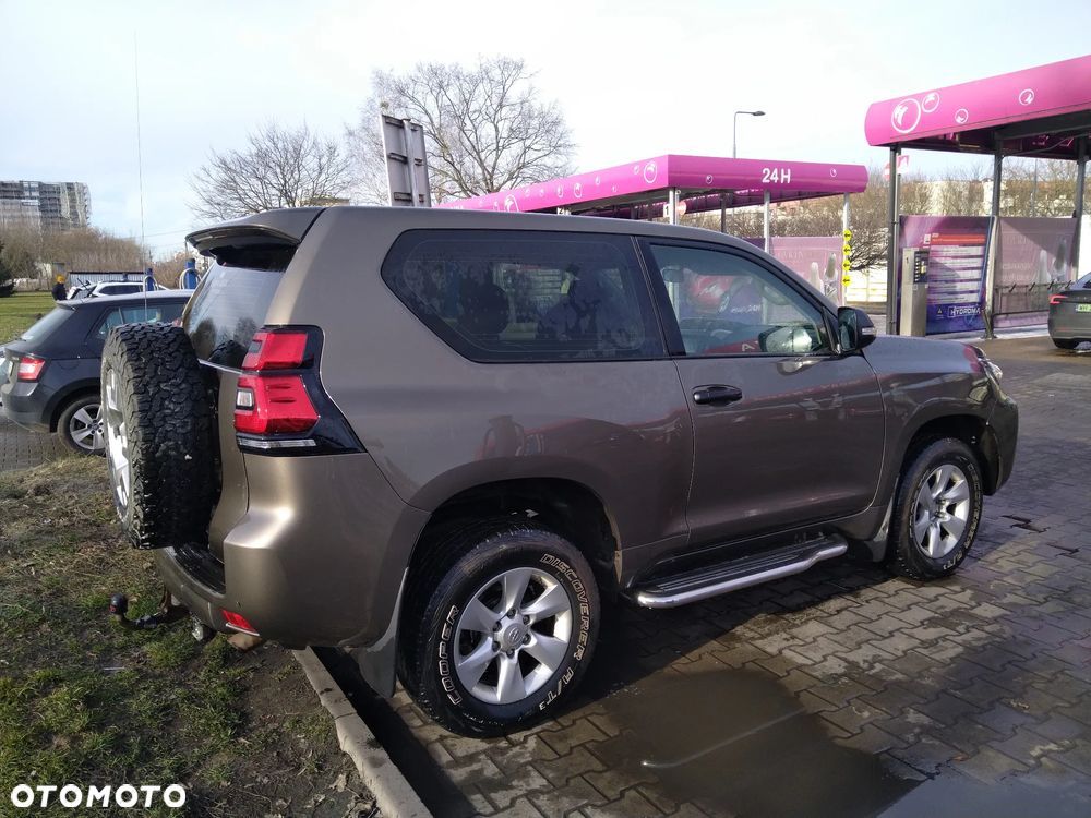 Toyota Land Cruiser LC 2.8 D-4D Entry - 7