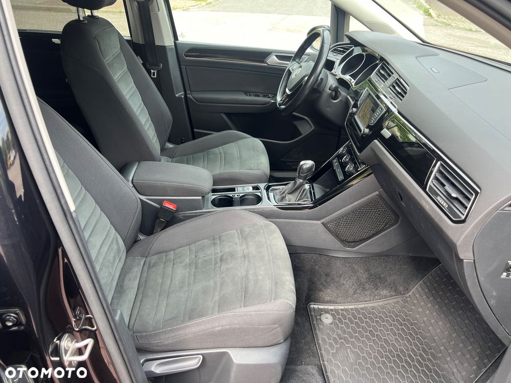 Volkswagen Touran 1.4 TSI BMT Highline DSG - 21