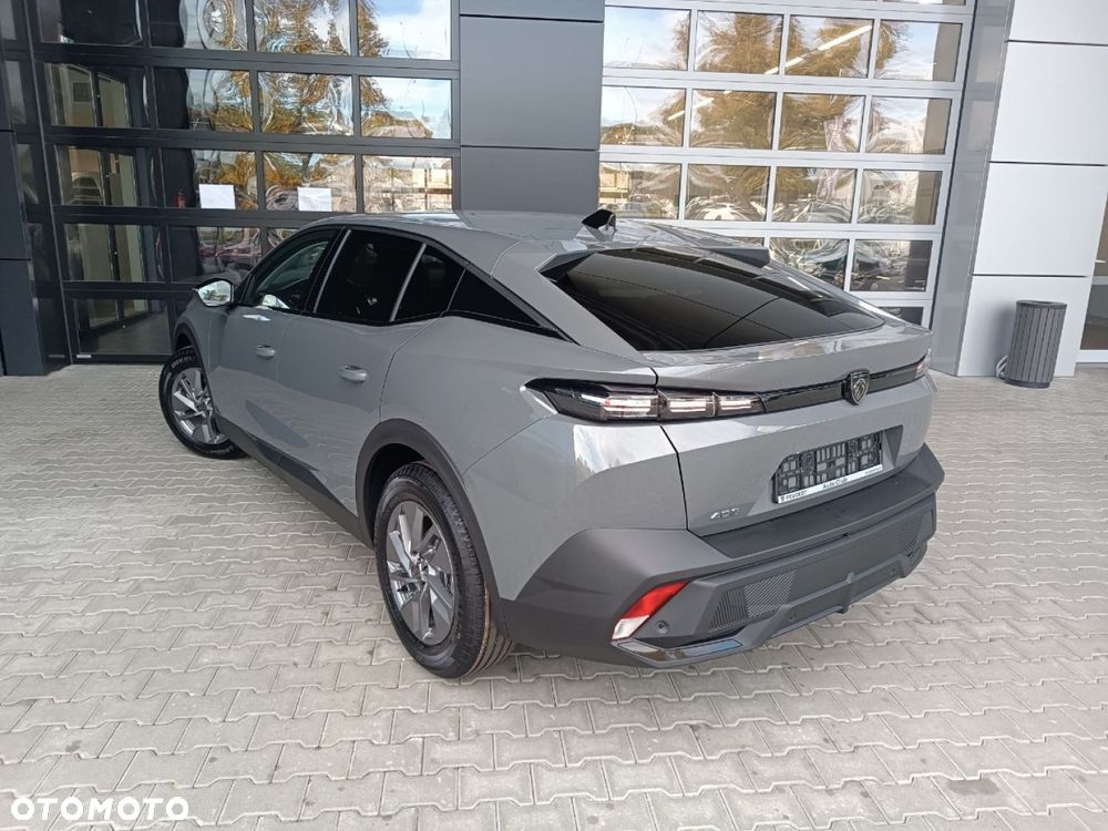 Peugeot 408 - 6