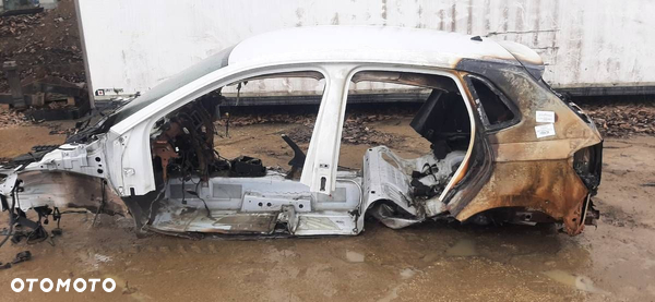 KAROSERIA ĆWIARTKA BŁOTNIK TYŁ PRAWY SŁUPKI PROGI PODŁUŻNICE DACH - 999.00 PLN - VW POLO VI