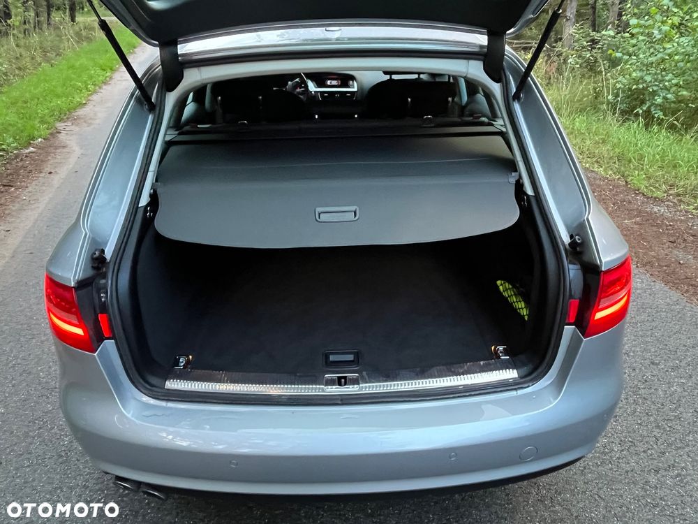 Audi A4 Avant 2.0 TDI DPF clean diesel Attraction - 16