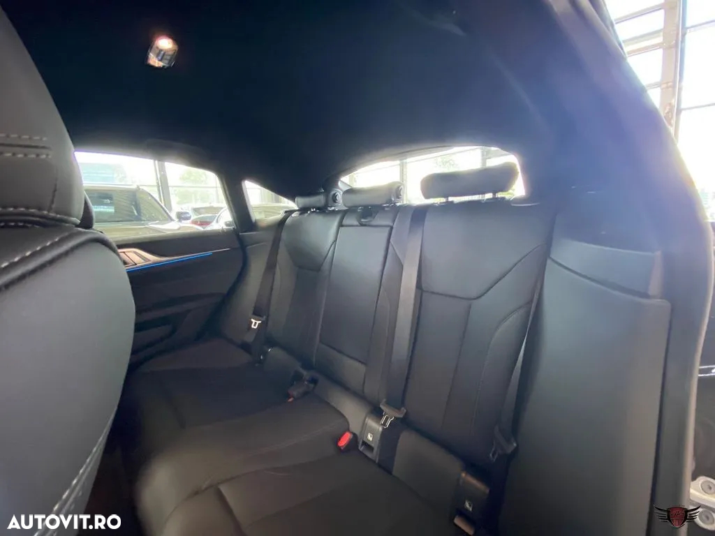 BMW M4 M440i xDrive Gran Coupe - 12