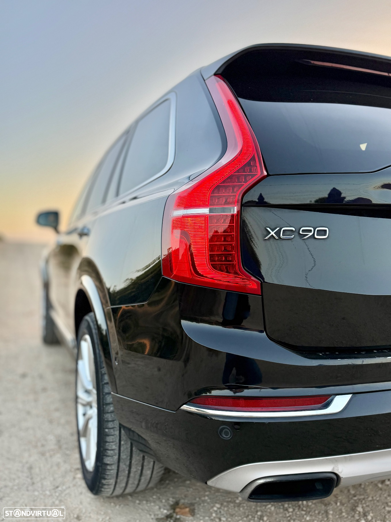 Volvo XC 90 2.0 T8 PHEV Inscription AWD - 24