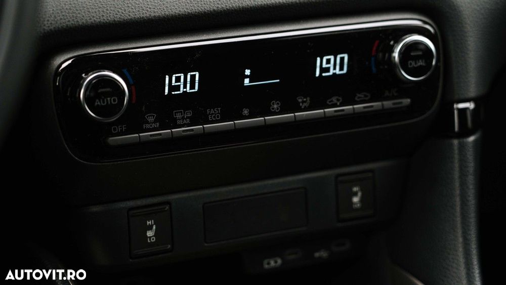 Mazda 2 - 10