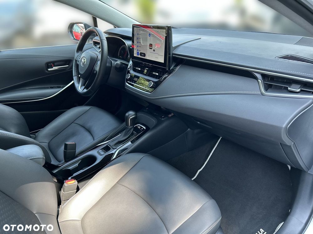 Toyota Corolla 1.8 Hybrid Executive - 18