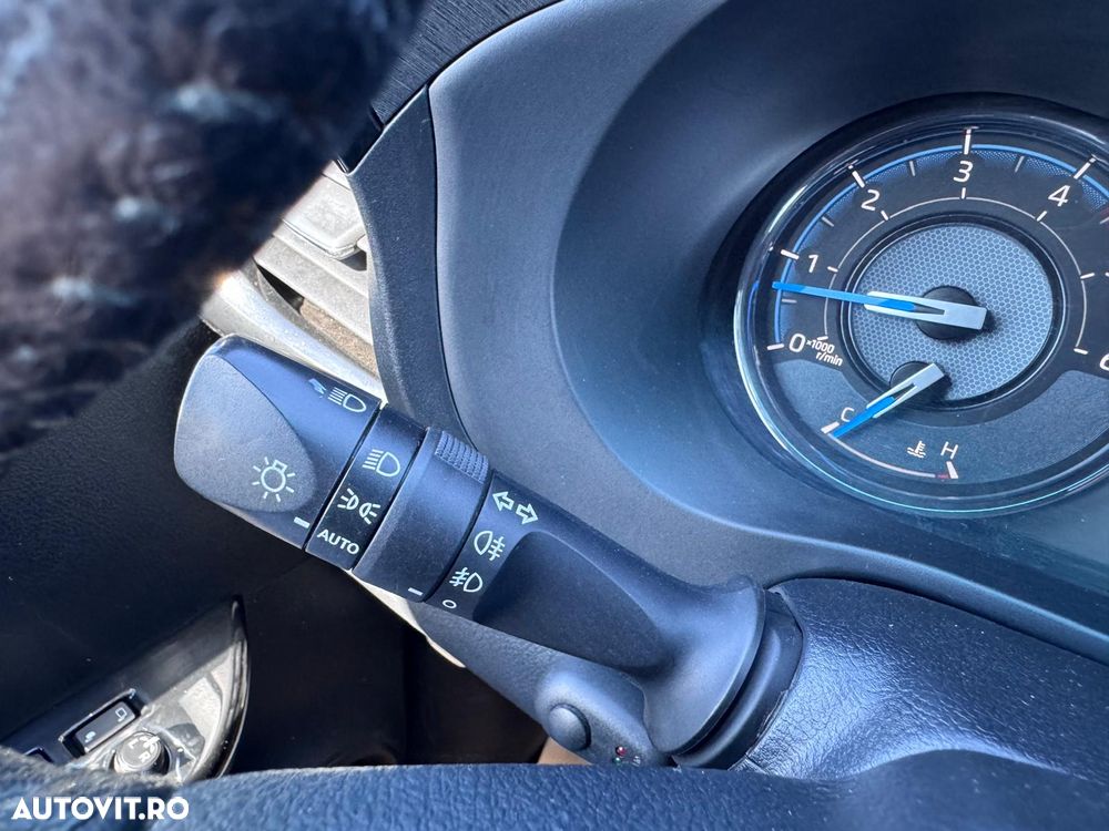 Toyota Hilux 2.8D 204CP 4x4 Double Cab AT Invincible - 30