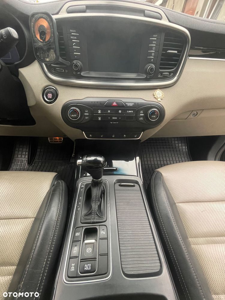 Kia Sorento 2.0 CRDI L - 7