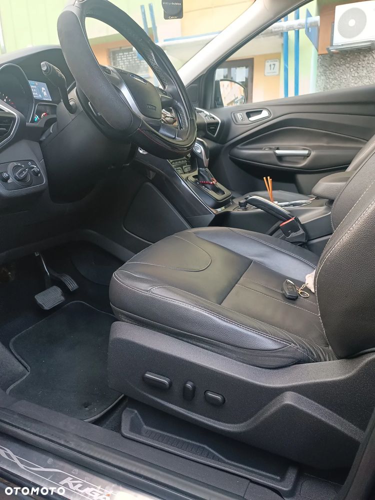 Ford Kuga 2.0 TDCi 4x4 Titanium - 4