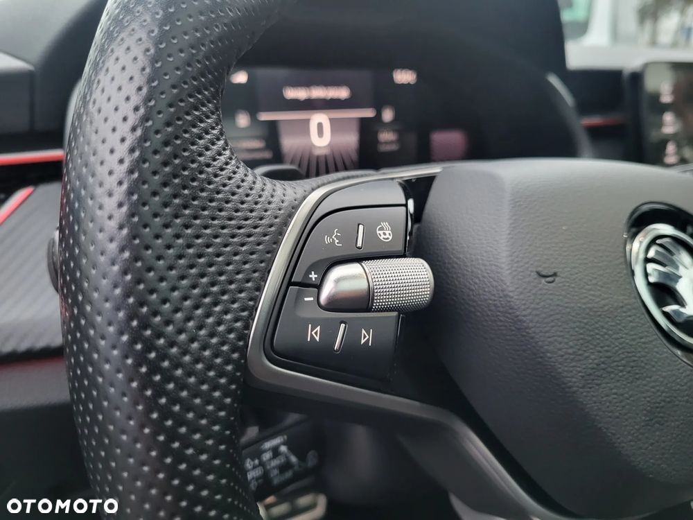 Skoda Kamiq 1.5 TSI Monte Carlo DSG - 14