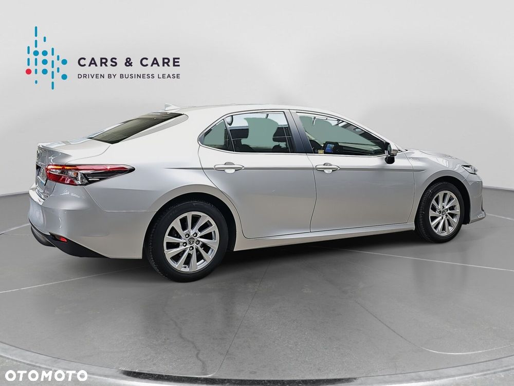 Toyota Camry 2.5 Hybrid Comfort CVT - 28