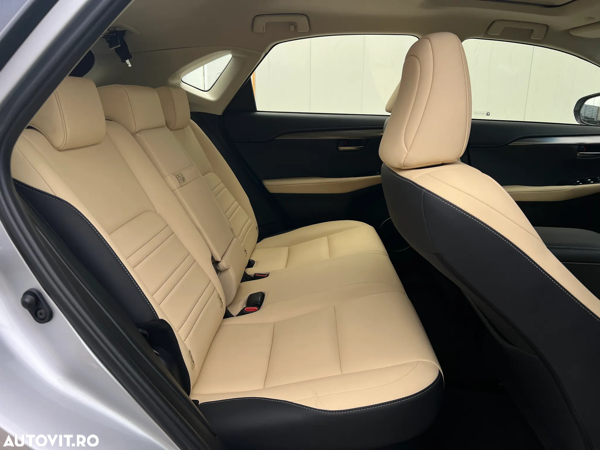 Lexus Seria NX - 8