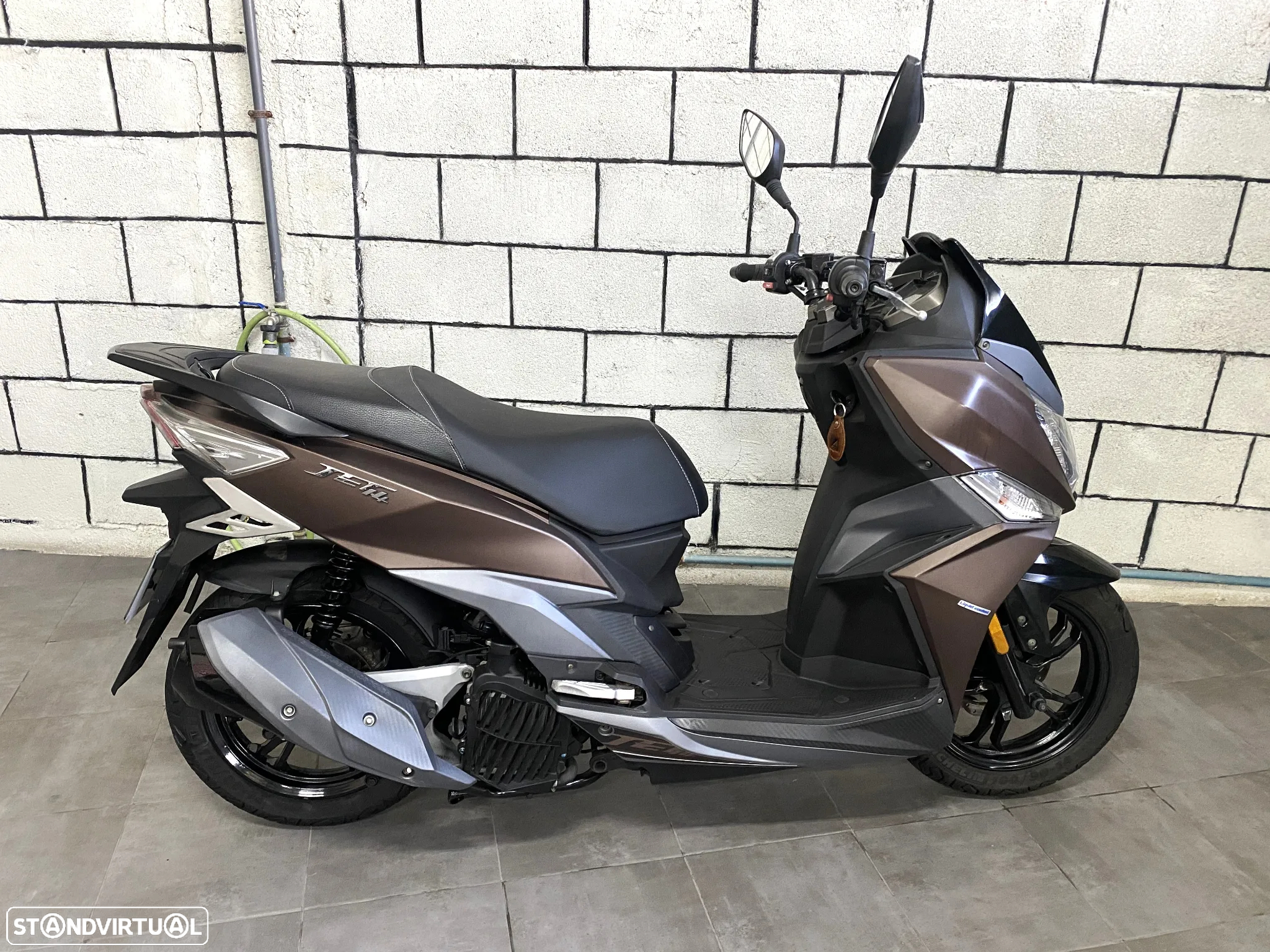 Sym JET C/nova de Garagem - 15