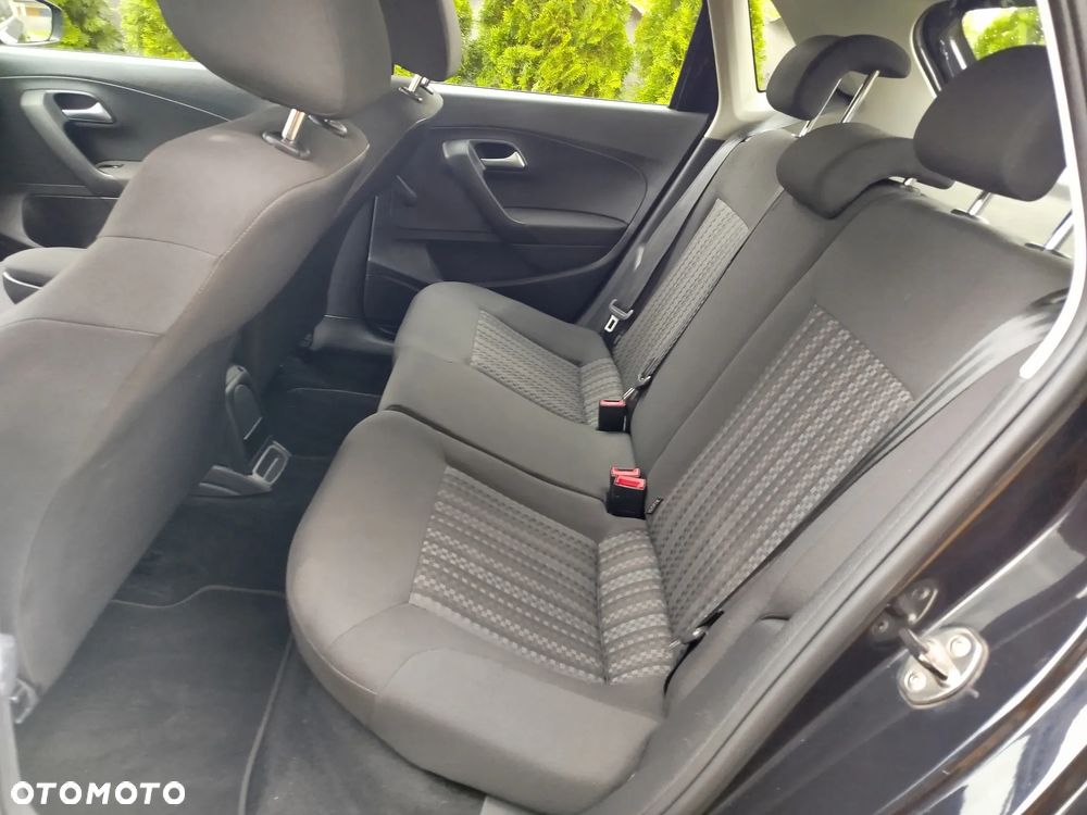 Volkswagen Polo 1.4 TDI (Blue Motion Technology) Comfortline - 11