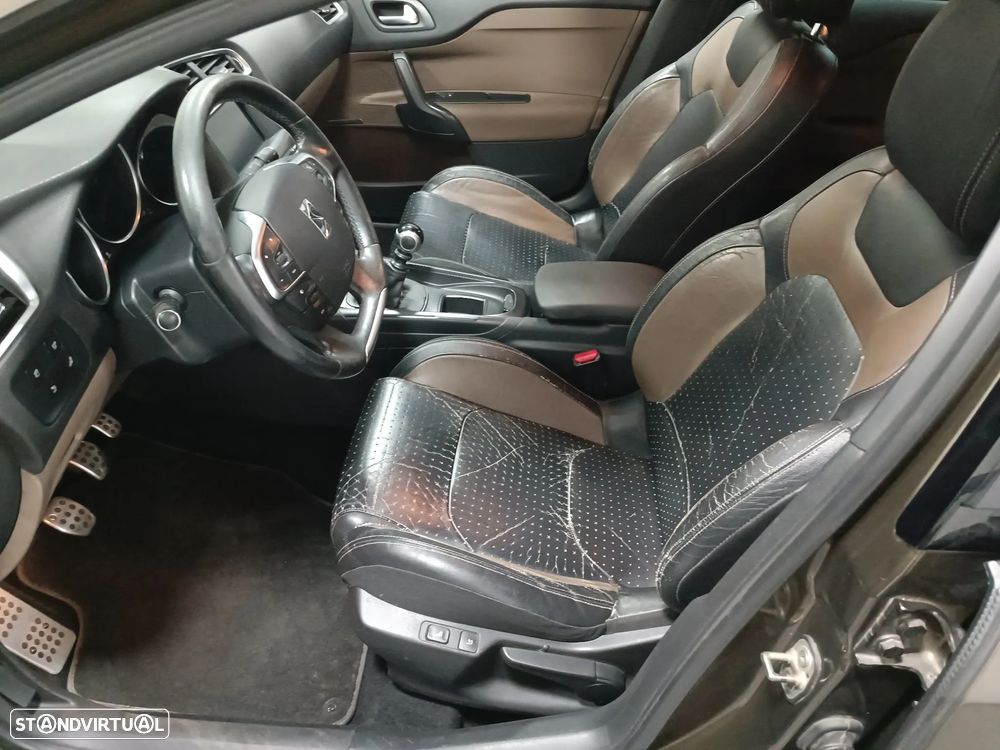 Citroën DS4 2.0 HDi Sport Chic 130g - 15