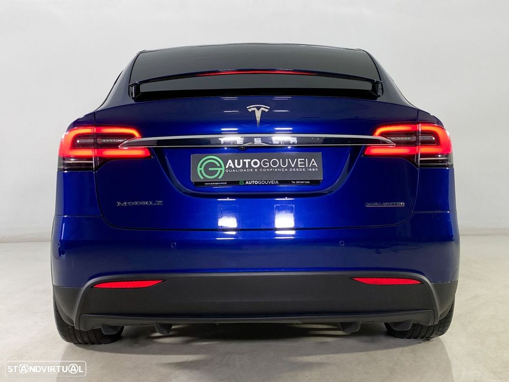 Tesla Model X 100D - 9
