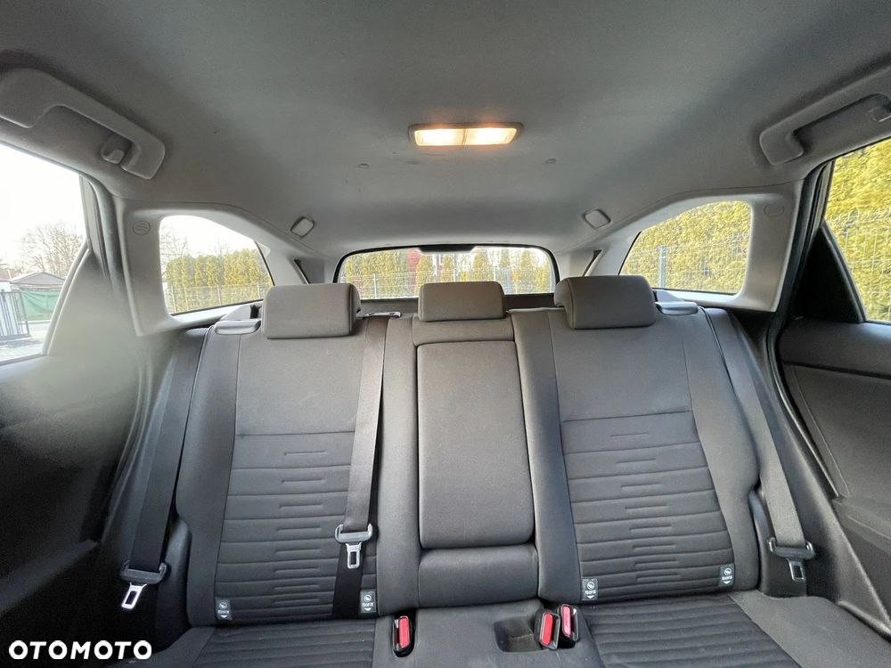 Toyota Auris 1.6 Active - 4