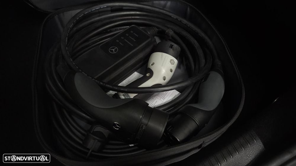 Mercedes-Benz C 300 de AMG Line - 21