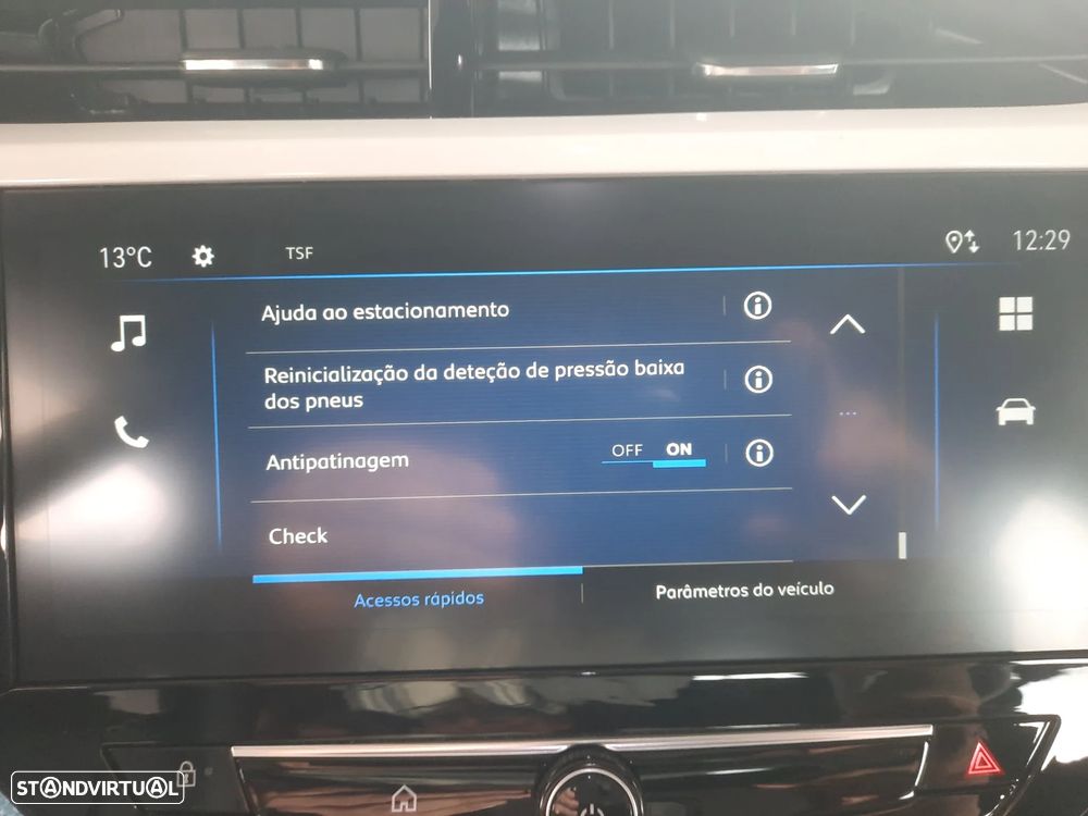 Opel Corsa 1.2 T GS - 25