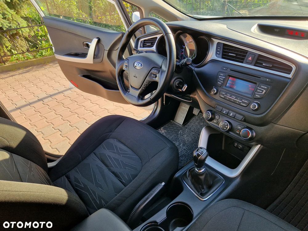 Kia Ceed 1.4 S - 29
