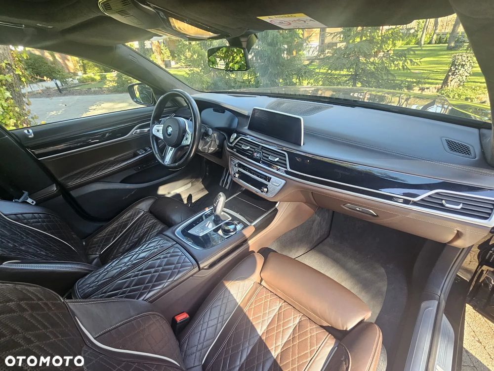 BMW Seria 7 750Ld xDrive - 11