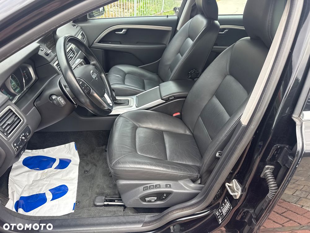 Volvo V70 D5 AWD Dynamic Momentum - 6