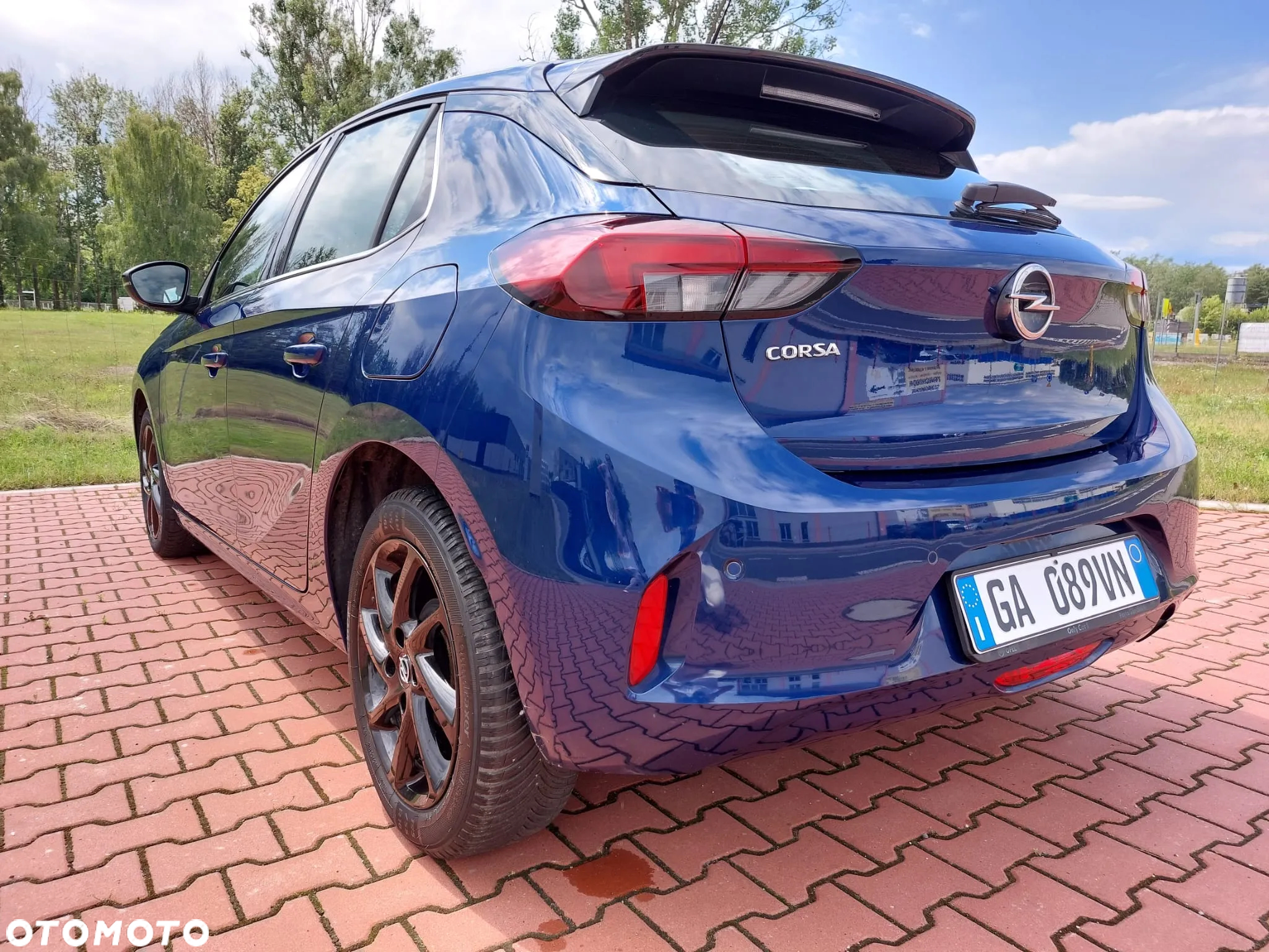 Opel Corsa 1.2 Elegance S&S - 20