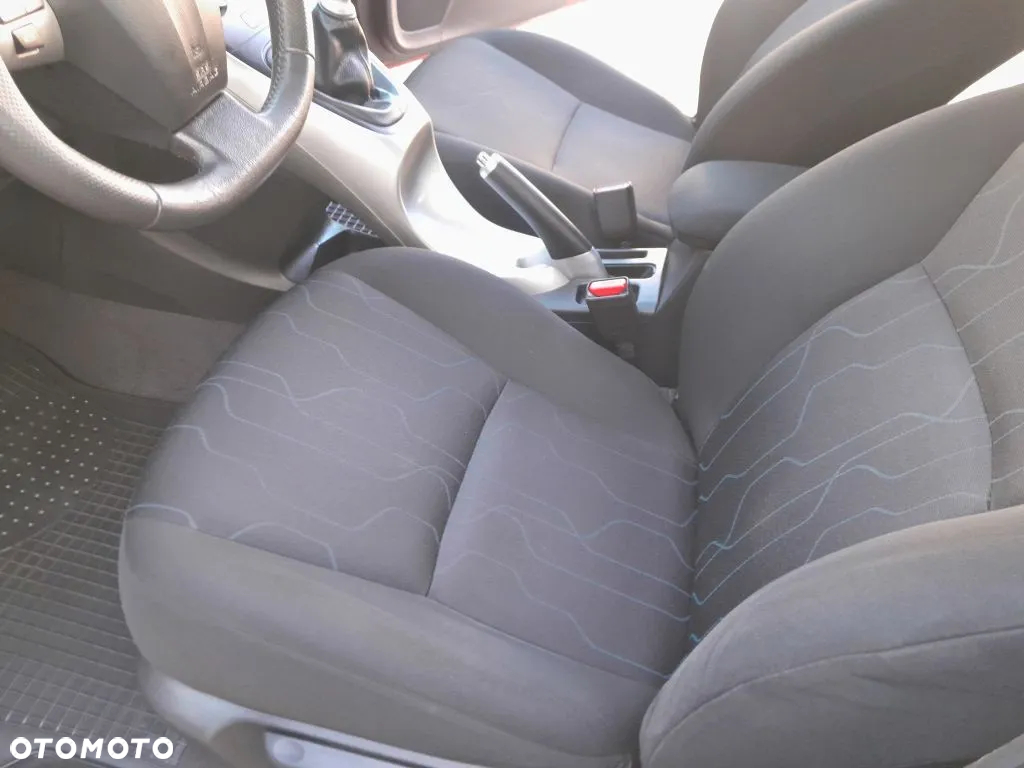 Toyota Auris 1.33 VVT-i Life Comfort - 12