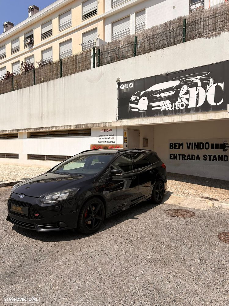 Ford Focus Turnier 2.0 EcoBoost ST c/ Pack Pele Desportiva - 5