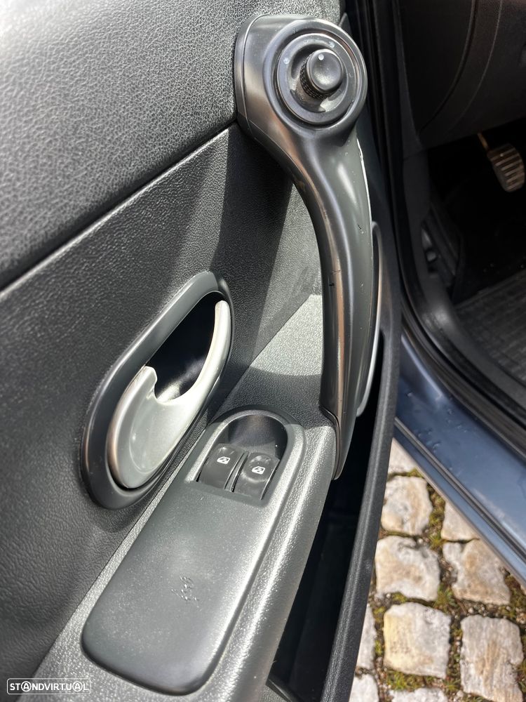 Renault Clio 1.2 TCE Dynamique S - 10