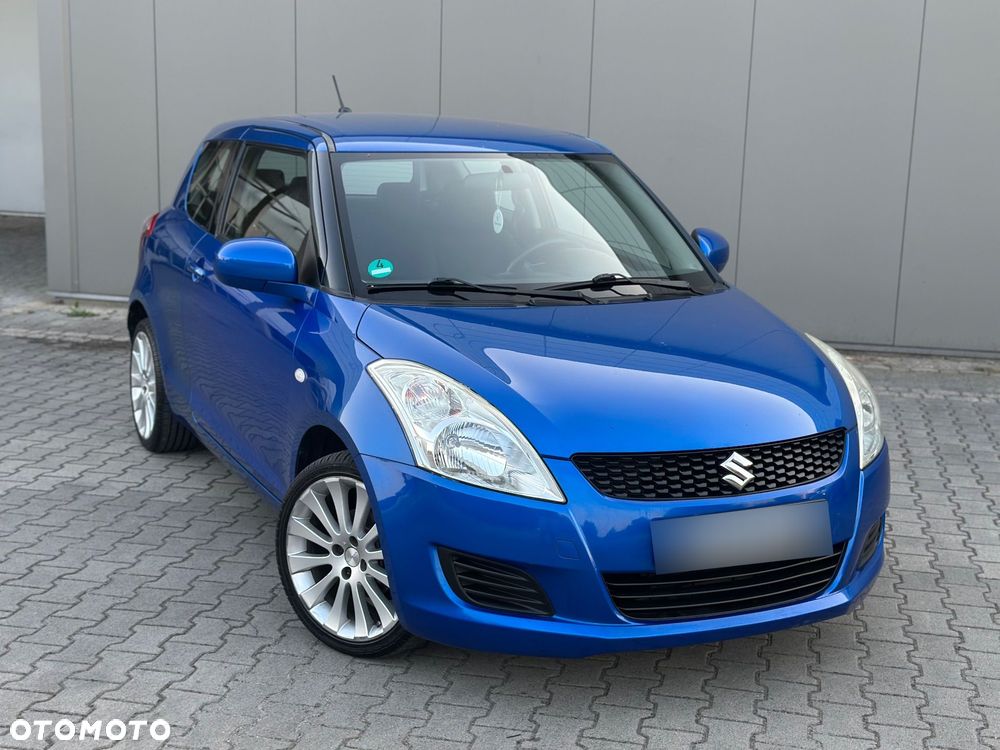 Suzuki Swift - 1