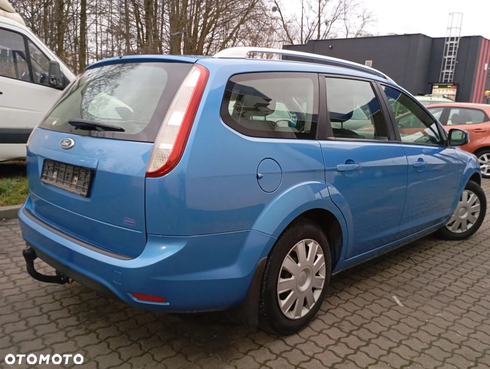 Ford Focus 1.6 16V Trend - 16