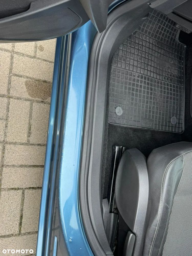 Opel Astra 1.6 Sports Tourer Automatik - 25