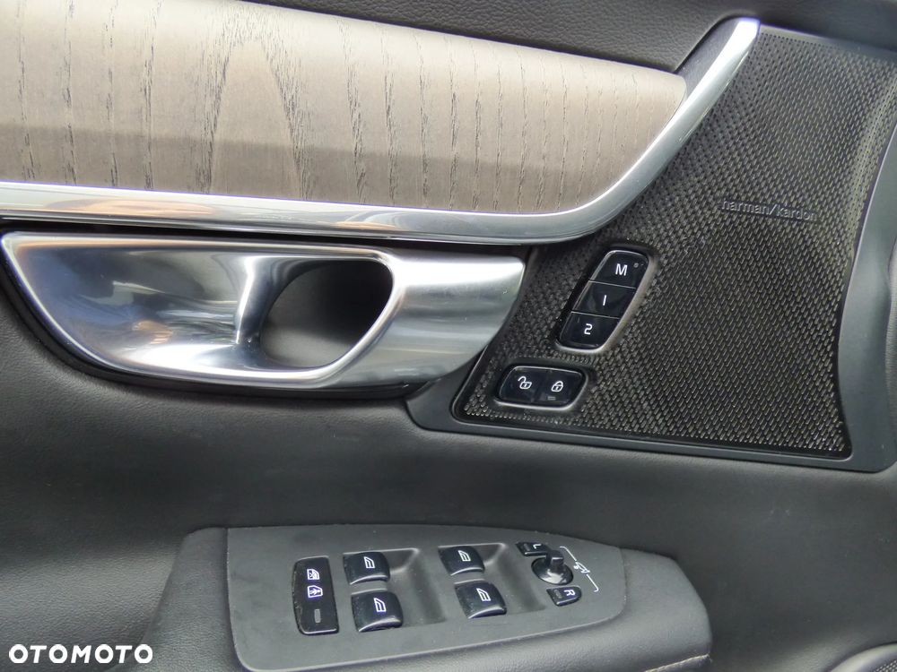 Volvo V90 2021